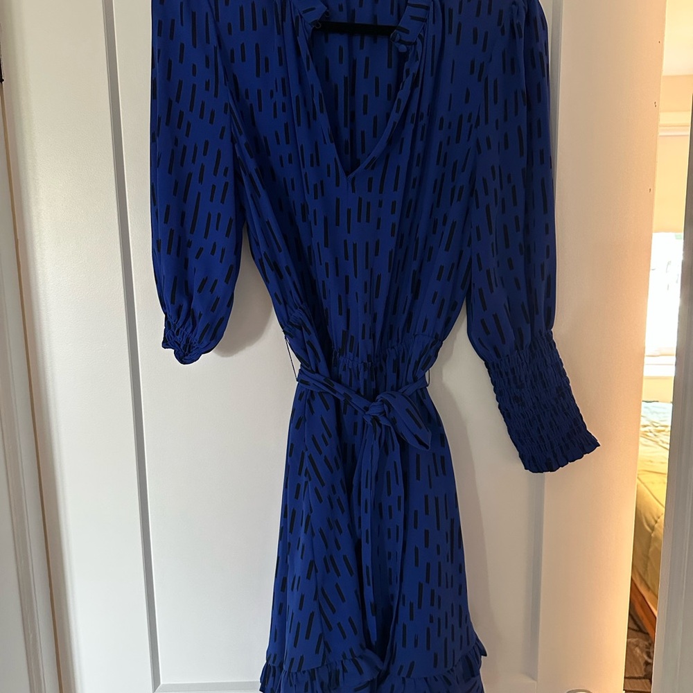 Elegant Blue Patterned Dress